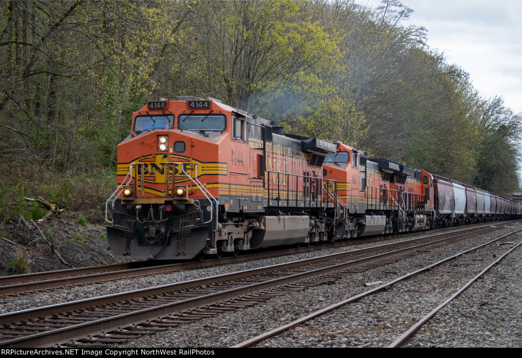 BNSF 4144